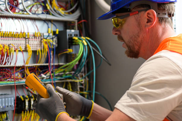 Best Circuit Breaker Repair  in Man, IL